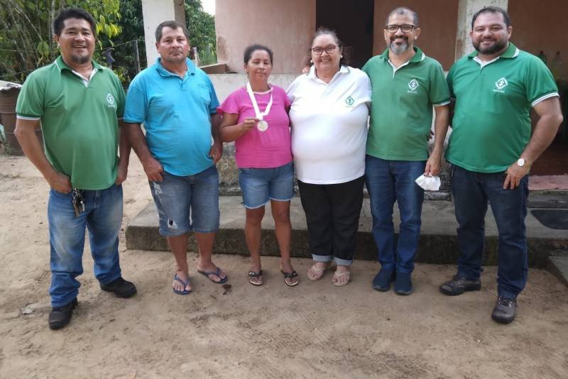 Produtores rurais atendidos pela equipe técnica da Emater também foram homenageados