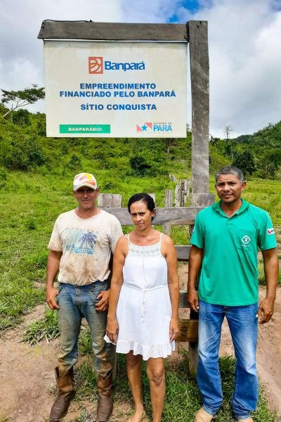 Produtores rurais em São Félix do Xingu e técnico da Emater