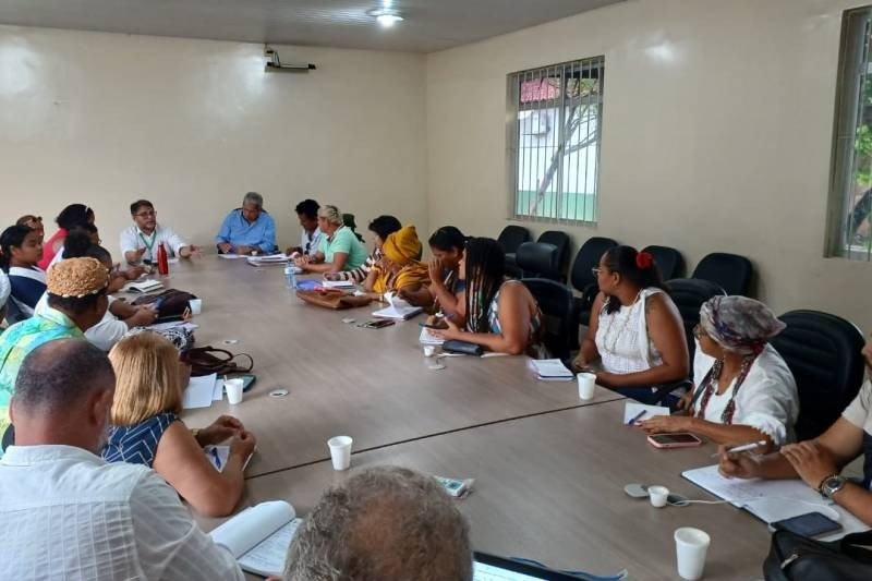 Reunião na sede da Emater com representantes dos Potma